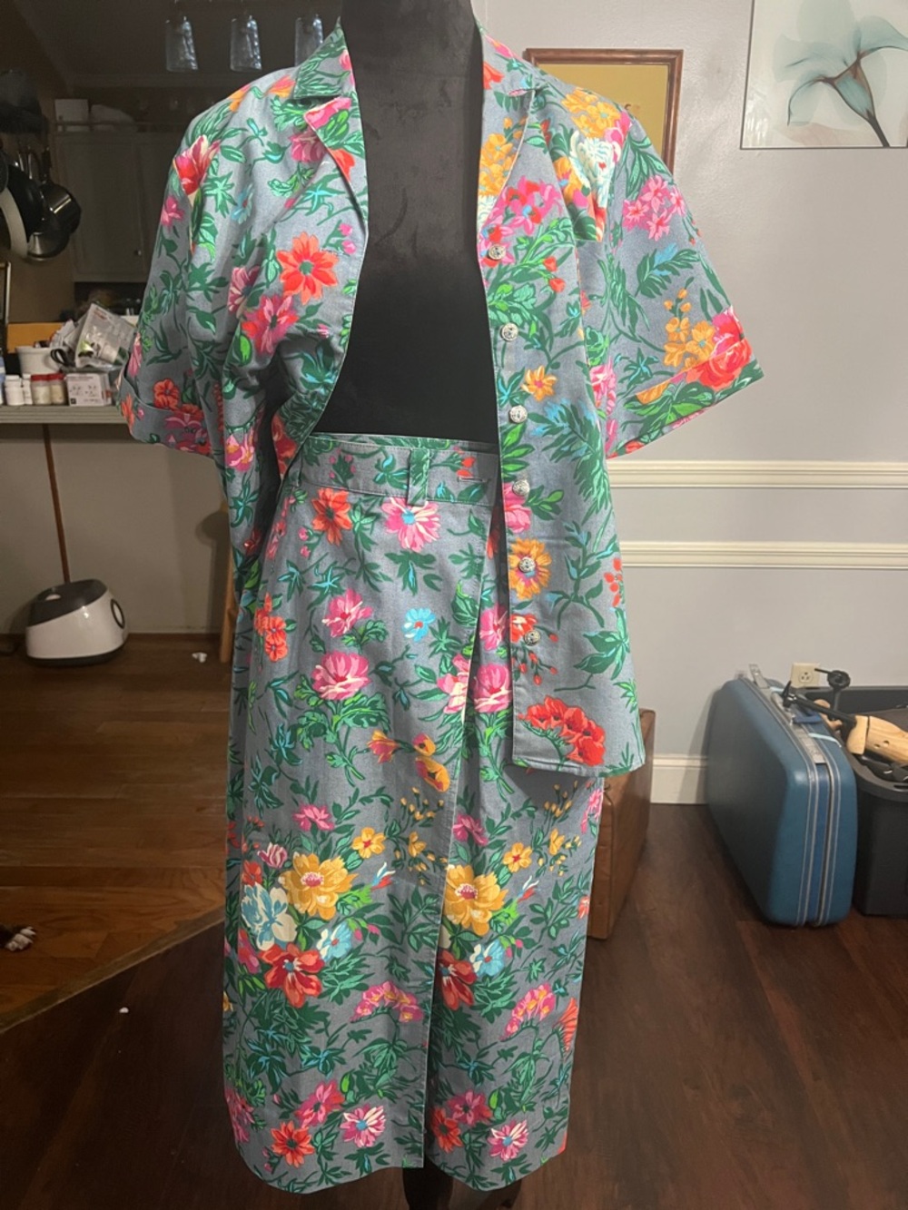 Two-Piece Floral Shirt and Skirt Set in Grey with Multicolor Blooms vintage